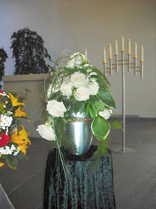 Trauerfloristik - Urnen - und Sargschmuck in Schwerin